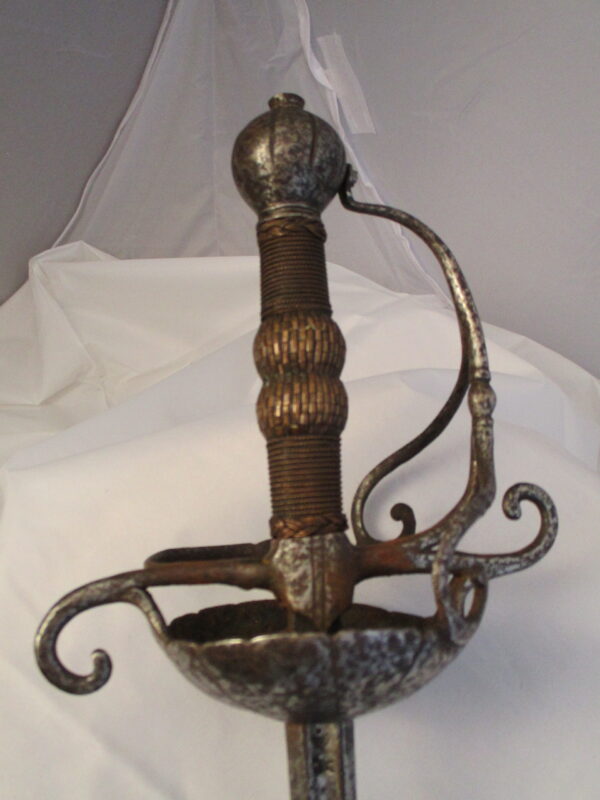 Dish Hilt Rapier - Image 3